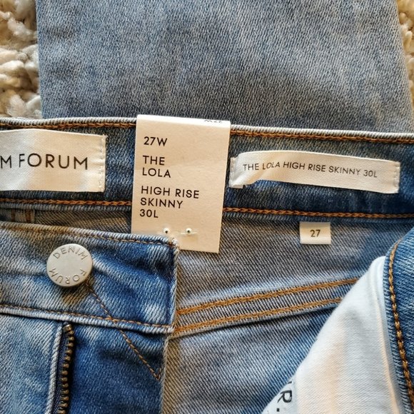 DENIM FORUM | NWT The Lola High Rise Skinny Light Blue Wash (Size 27) - Picture 6 of 9
